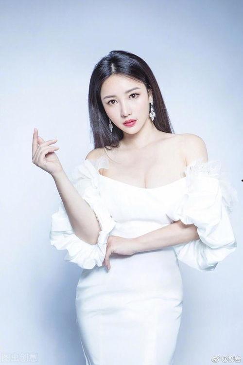 柳岩爆料娱乐圈,揭秘明星背后的真实故事 第2张 柳岩爆料娱乐圈,揭秘明星背后的真实故事 第2张